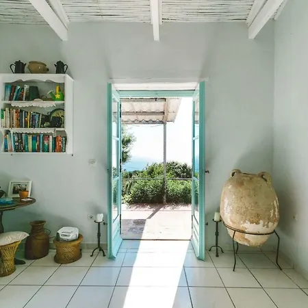 Delightful Stone Greek Cottages - Daisy Studio & Marguerite One & Half Bdrms Casa vacanze Agios Nikolaos (Zakynthos)
