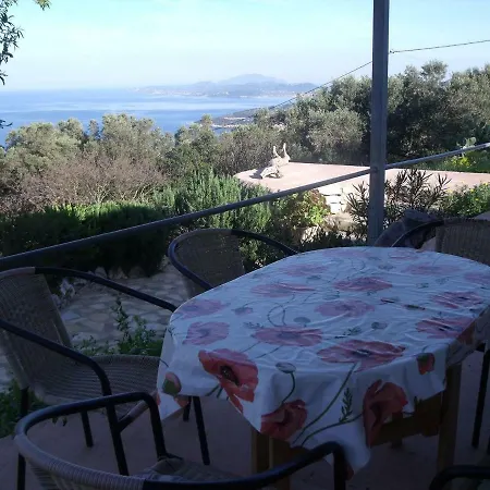 Delightful Stone Greek Cottages - Daisy Studio & Marguerite One & Half Bdrms Casa vacanze *
