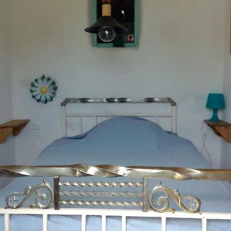Delightful Stone Greek Cottages - Daisy Studio & Marguerite One & Half Bdrms Casa vacanze